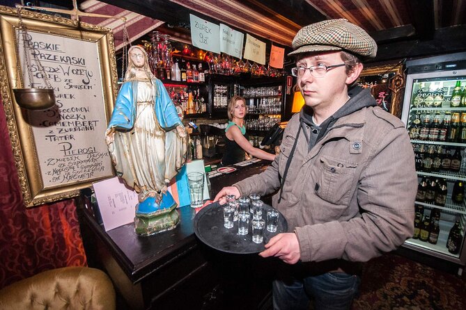 Evening Warsaw - pub and history tour with hotel pickup - The Pavilions bring you into Warsaw’s student nightlife