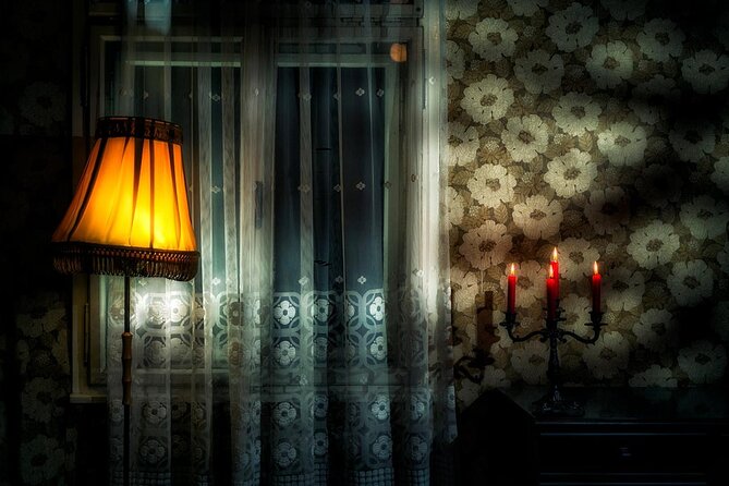 Galveston Haunted Pub Crawl Walking Tour - What this Galveston night walk actually offers