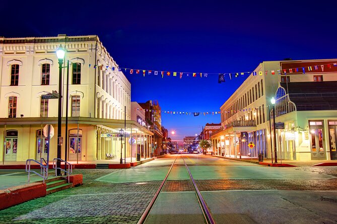 Galveston: Haunted Pub Crawl Walking Tour - Stories of murder, storms, and restless spirits