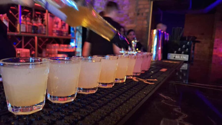 Gdansk 2026: Pub Crawl with Local Guide and Welcome Shots - What $23 buys you