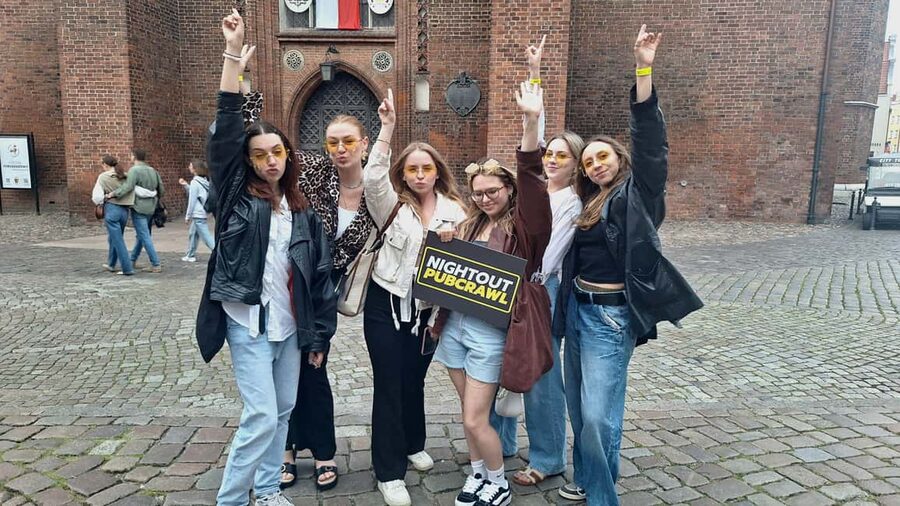 Gdansk 2026: Pub Crawl with Local Guide and Welcome Shots - Who will enjoy this most