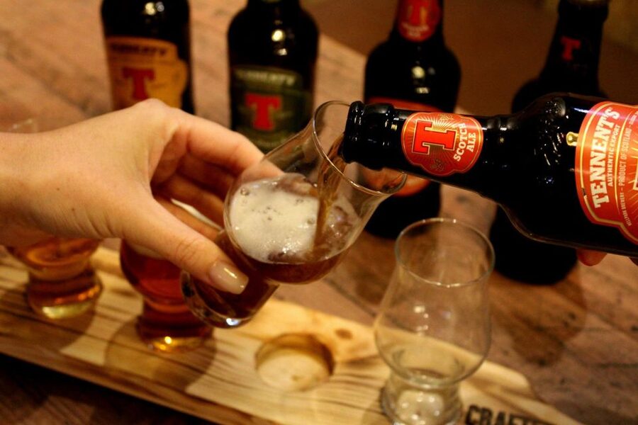 Glasgow: Beer Flight with a Haggis Taster in a Glasgow pub - Who Will Enjoy This Experience