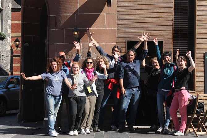 Glasgow: Pubs & History Walking Tour with Beer Tasting - Merchant City: streets with a story