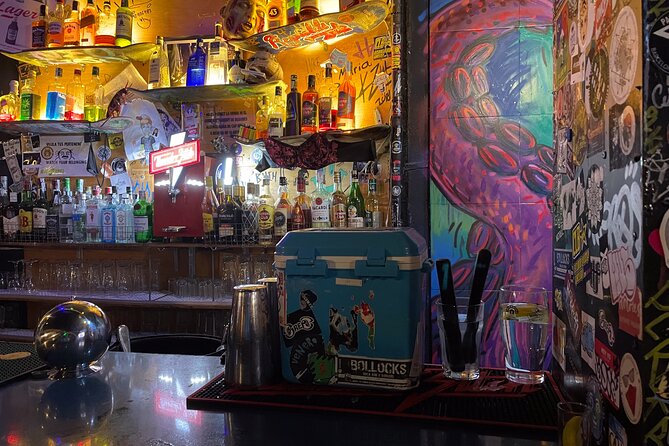 Go out like a local, pub Crawl / Tour in Raval - Barcelona - A reserved cocktail stop on Carrer de Joaquín Costa