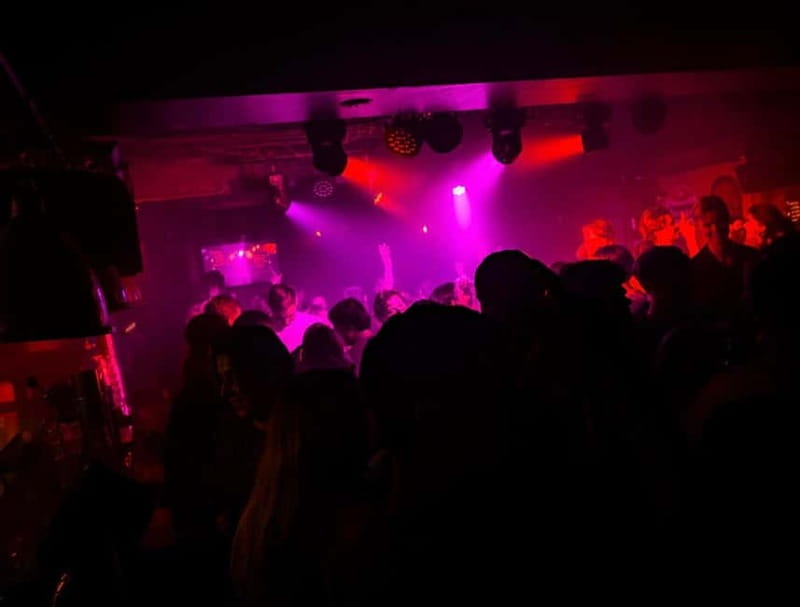 Groningen: Pub Crawl with Pub Quiz, Free Shots and Games - Groningen after dark, without overplanning