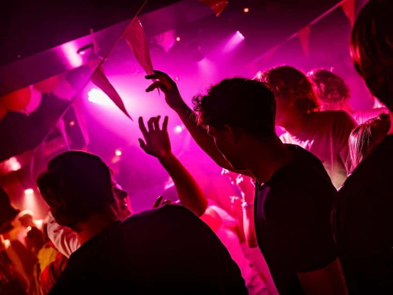 Groningen: Pub Crawl with Pub Quiz, Free Shots and Games - Following the route through five Groningen venues