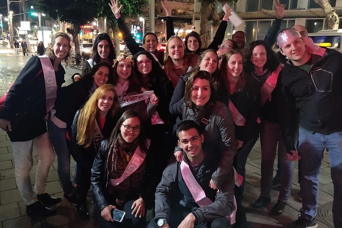 Guided Pub Crawl Night Tour at Tel Aviv - Kuli Alma: 45 minutes for the first taste of Tel Aviv nightlife