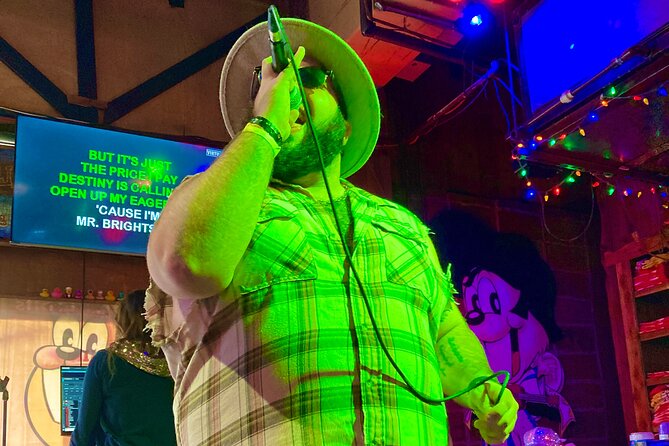 Guided Pub Crawl Walking Tour of Downtown Nashville - The pace, group size, and practical details