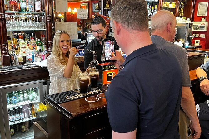 Guinness Storehouse: Entry ticket + Perfect Pint Pub Tour - What the $228.28 price really buys