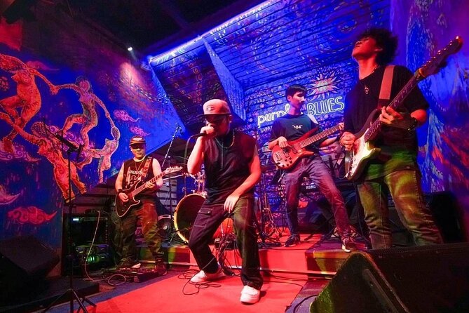 Hanoi Bar-Pub Experience Nightlife With Local Expert - The Weekend Club Option