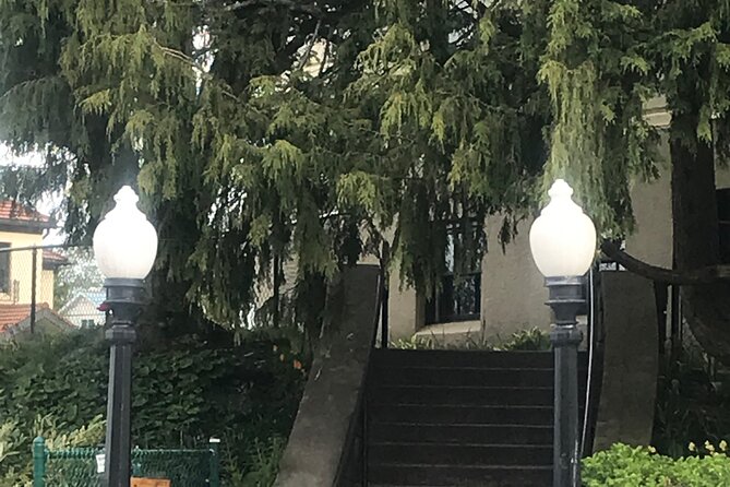 Haunted Pub Crawl - Christ Church adds stories of grave robbery and mistaken burial