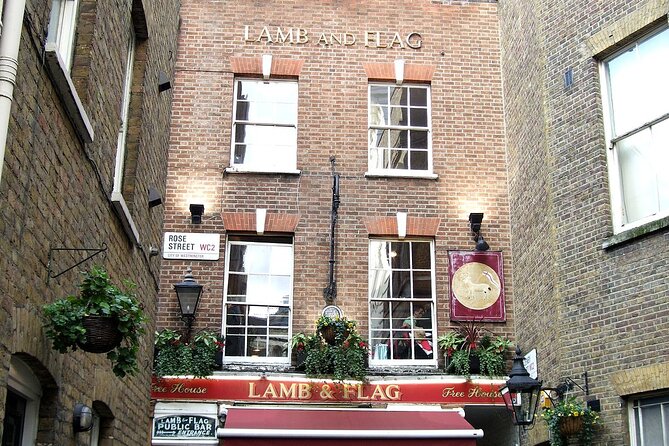Historic London Pub Tour - The Cross Keys and its old London character