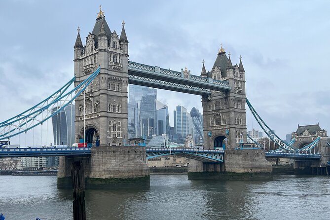 Historic London Walking Tour Landmarks and Pub Lunch - A full day of London in seven contrasting stops