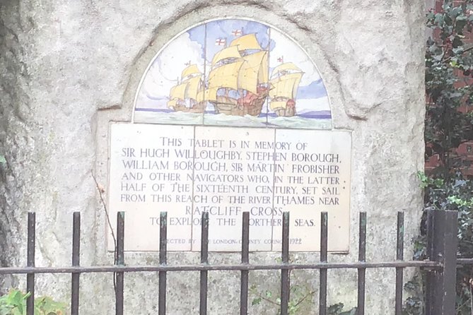 Historic walk of East Londons Wapping Docks and its famous Pubs - Churches, schools, and the social side of Wapping