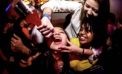 Istanbul: Party Pub Crawl with Party Bus