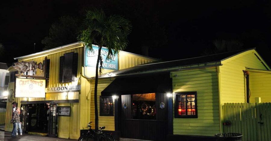 Key West: Bone Island Haunted Pub Crawl - Beginning in Old Town Key West