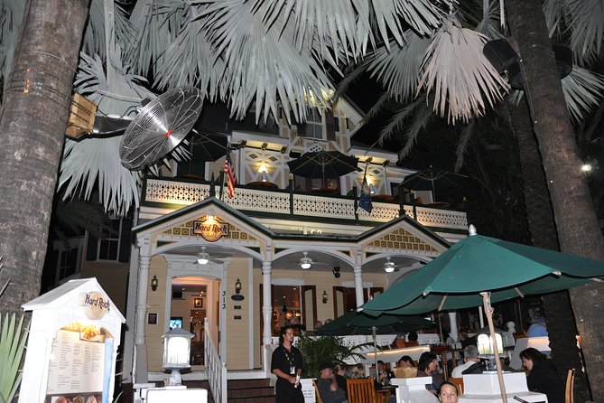 Key West Haunted Pub Crawl and Ghost Tour with Free T-Shirt - Bone Island and the Cayo Hueso story