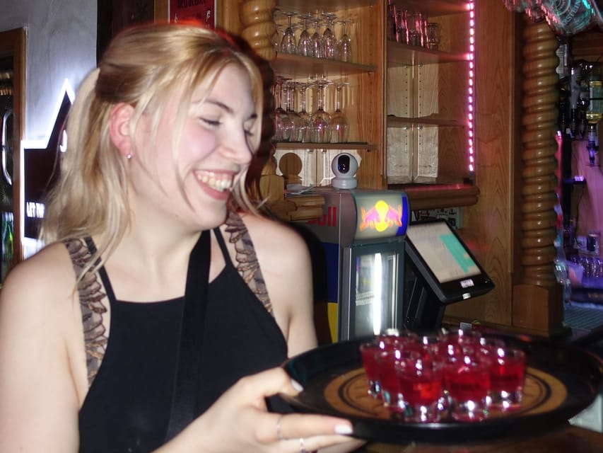 Koblenz: Private pub crawl with insider guide & free shots - What the praise tells you