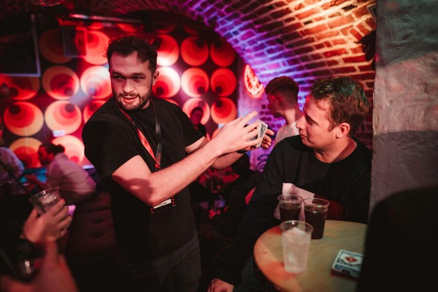 Krakow: Pub Crawl with 1 Hour of Unlimited Alcoholic Drinks - Key points to know before booking