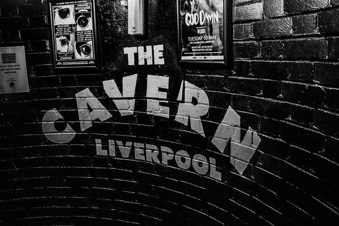 Liverpool's Best Craft Drinks & Pub Food With A Local: Private & Personalized - Following the pubs toward the waterfront