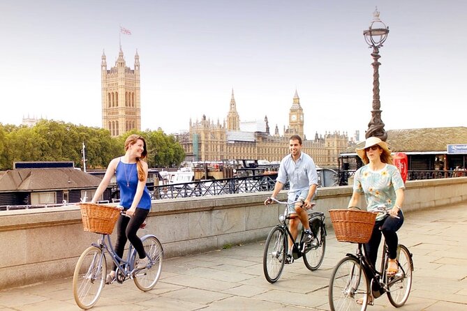 London Bike Tour: Landmarks, Secret Gems, Pub Stop & Street Art - Westminster backstreets, Dean’s Yard, and the Abbey