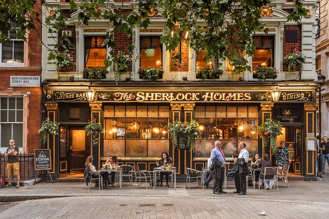 London Historic Pub Tour with a Local Tailored to Your Interests & Tastes - How good is the private-host format?