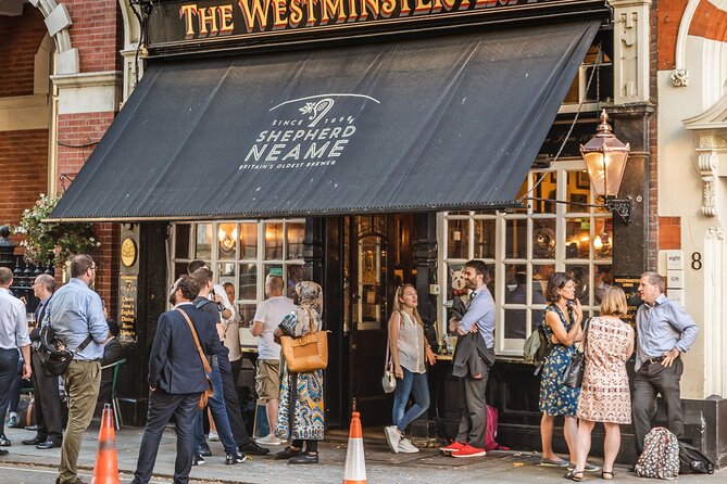 London Historic Pub Tour with a Local Tailored to Your Interests & Tastes - Starting at The Truman Brewery in Shoreditch