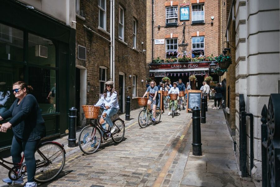 London: Landmarks & Secrets Bike Tour with Pub & Street Art - Who will enjoy this ride most