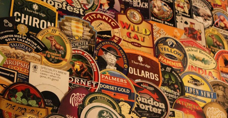 London: Private Pub Tour - Embankment to the pub split in two