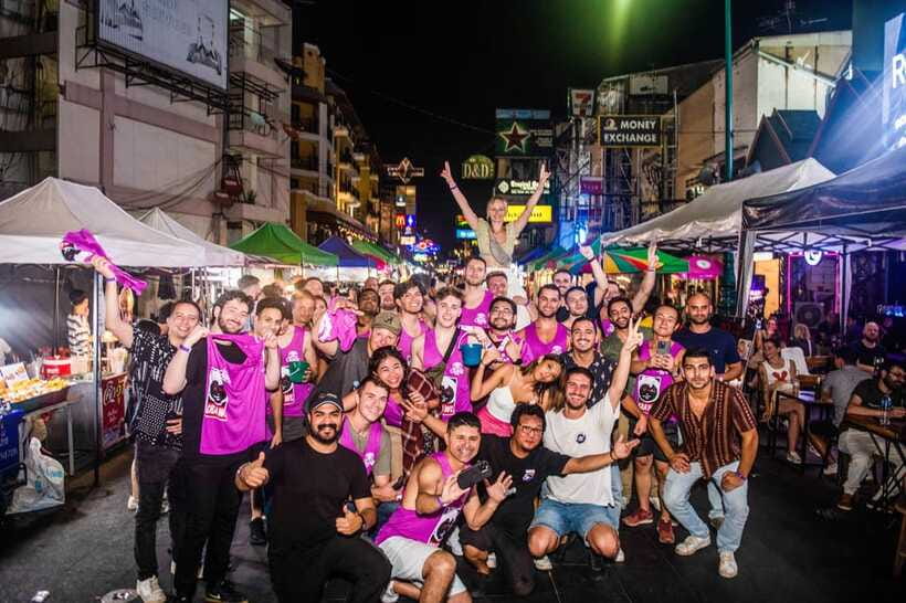 Mad Monkey Bangkok Pub Crawl - Best Friend bar at about 10:30 PM