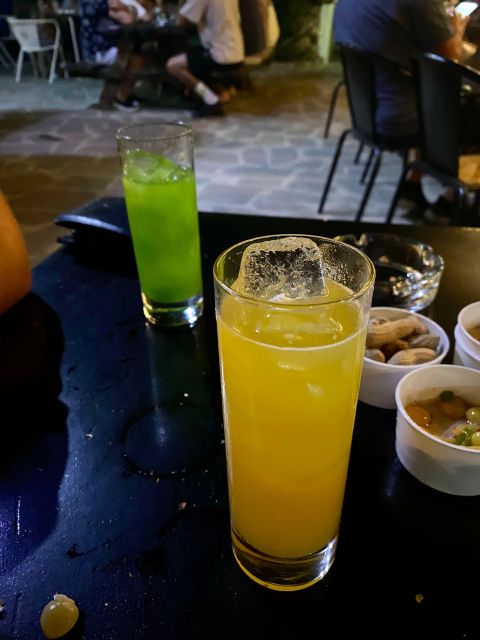 Madeira: Bar Hopping - What the guide adds to the night
