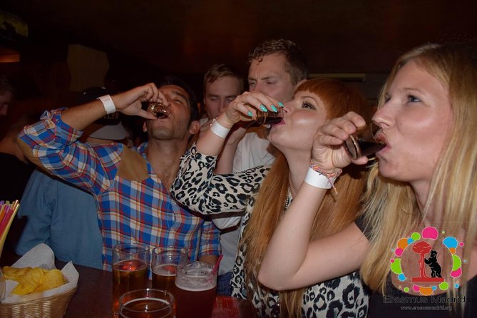 Madrid Halloween Pubcrawl – Open Bar, Shots & VIP Club Entry - Madrid after 10pm: what this pubcrawl is really for