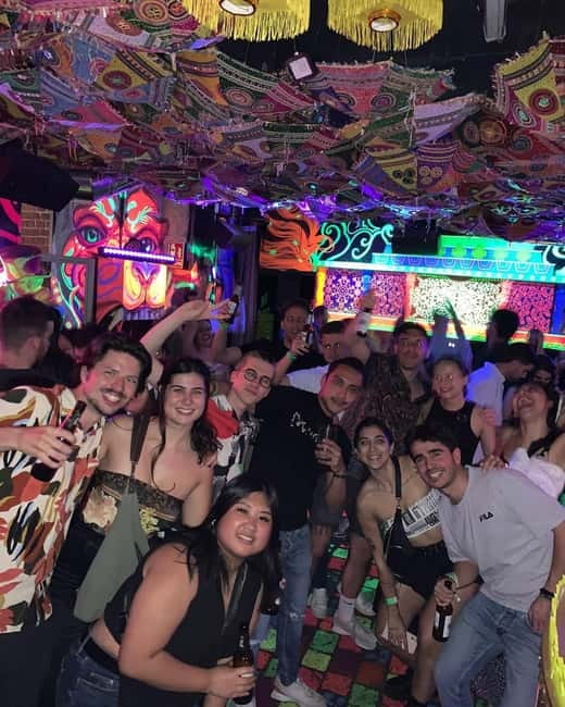 Madrid: Pub Crawl | Free shot & Free Club entry - Is $12 good value?