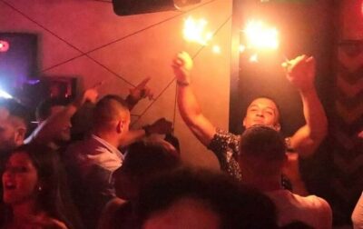 Madrid: Top Pub Crawl with Drinks and Free Nightclub Entry