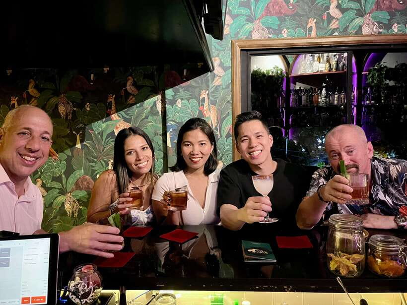 Makati Bar Crawl - Hidden Bar, Speakeasy and Pub - Starting around P. Burgos Street