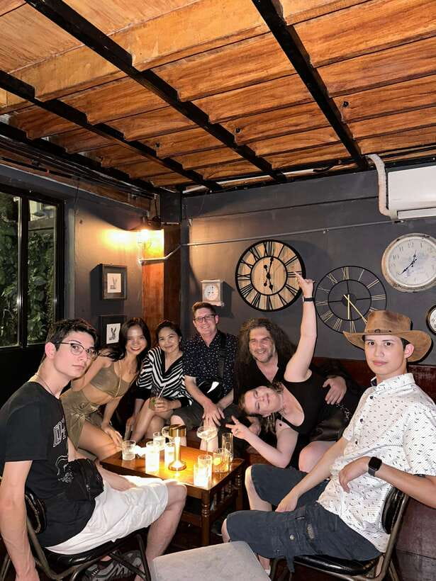⭐ Makati Bar Hopping and Pub Crawl Tour with Venus ⭐ - Key points to know before booking