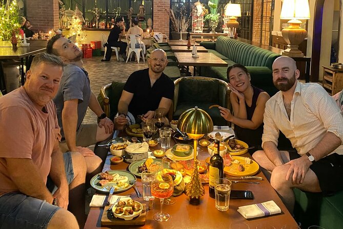 Makati Bar Hopping Experience with Local Guide - Five Makati bars in three hours