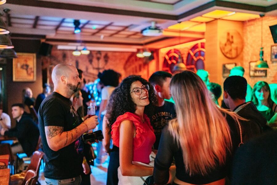 Malaga: Pubs and Clubs Crawl - Who will enjoy this most