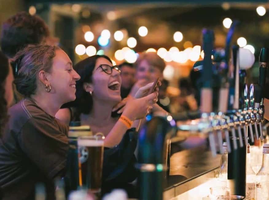 Marseille Pub Crawl: Explore by Night Meet, Mingle & Party - The final club and the question of free entry