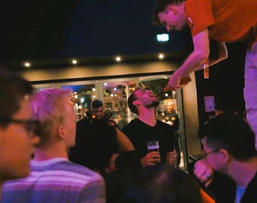 Marseille Pub Crawl: Explore by Night Meet, Mingle & Party - Who will have the best night