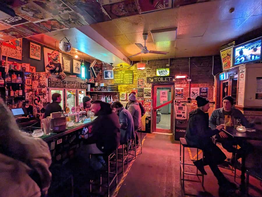 Melbourne Music Venue Pub Crawl with History + 2 Free Drinks - Group Size, Timing, and Practical Details