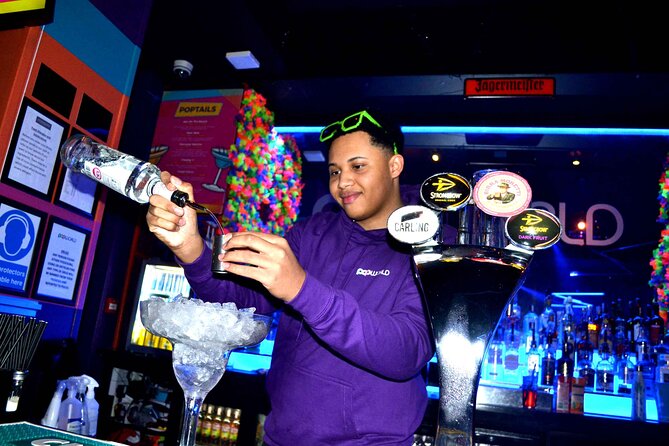 Melbourne Pub Crawl - Who should book this night out?