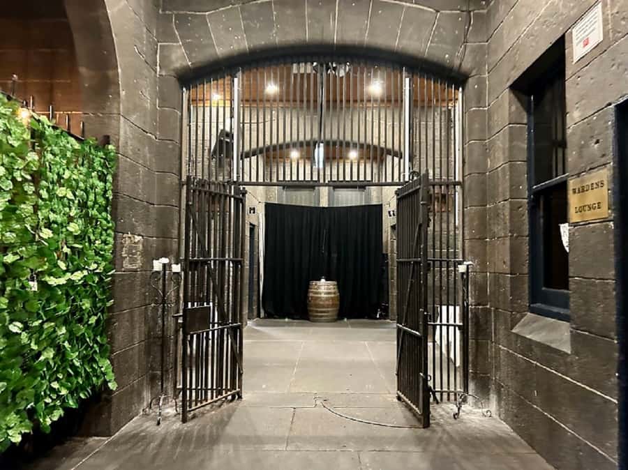 Melbourne: Spirits and Ales Haunted Pub Walking Tour - Melbourne’s oldest pub and a story of unrequited love