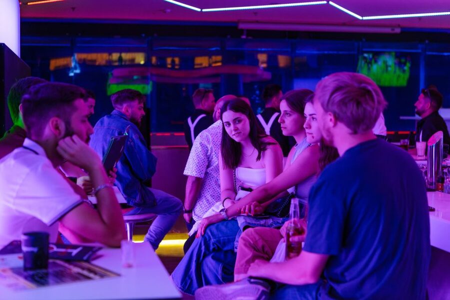 Munich's Original Pub Crawl - How the experience compares with going out alone