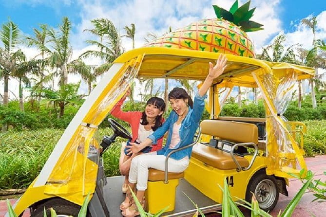 Naha Bar Hopping Tour in Okinawa - First stop: a casual Okinawan toast