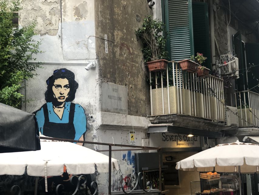 Naples: Guided Pub Crawl in the Old Town - What the $18 price really buys you