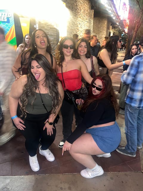 Nashville Bar Crawl: Guided Pub Crawl with Drinks Discounts - Small details that can make the night easier