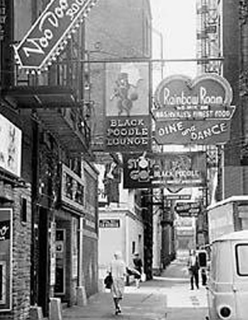 Nashville's Haunted Spirits Murder & True Crime Pub Crawl - What the $38 price really covers