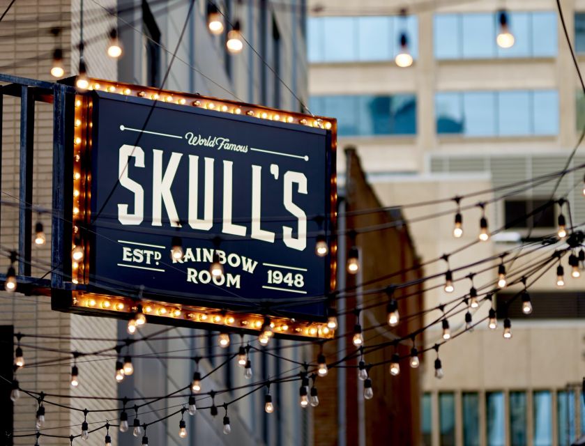 Nashville's Haunted Spirits Murder & True Crime Pub Crawl - How to prepare for the two-hour walk