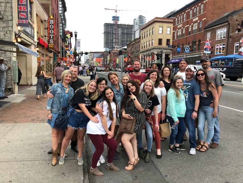 Nashville: The Ville All-Inclusive Pub Crawl - A fast start in Printers Alley